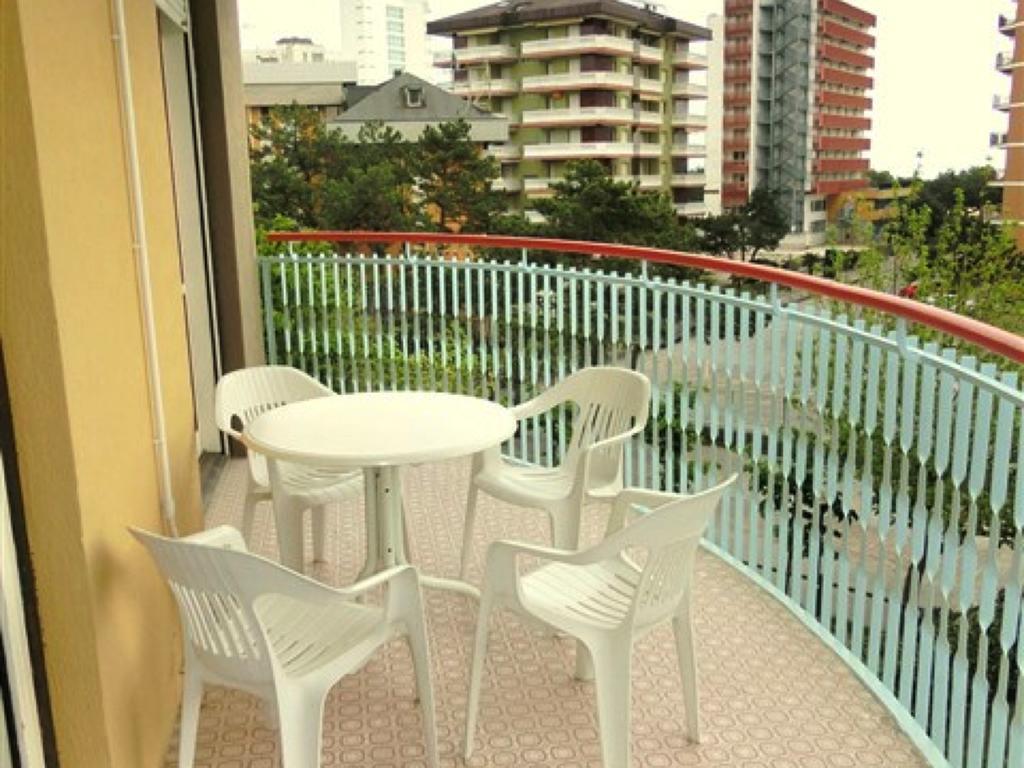 Lignano Sabbiadoro With Pool Apartman Kültér fotó